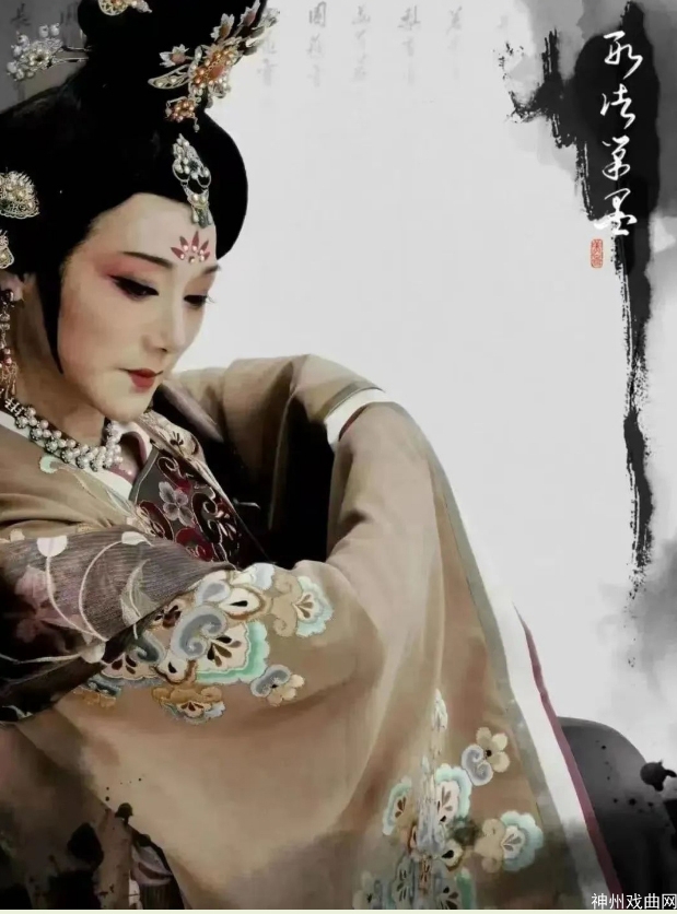 【好剧推荐】《舞衣裳》｜在传统戏曲的情致和意蕴中，感受诗情画意的舞台艺术_11